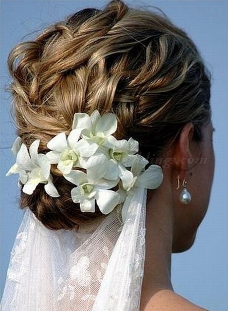 Beach wedding hairstyles beach-wedding-hairstyles-41-3