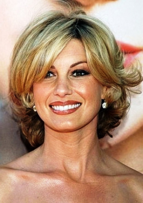 Best short hairstyles for women over 40 best-short-hairstyles-for-women-over-40-34-4