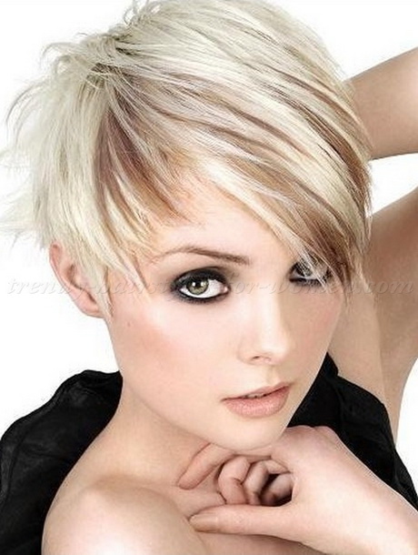 Blonde pixie haircut blonde-pixie-haircut-41_13