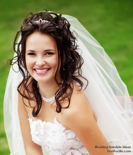 Bridal hairstyles for long hair with veil bridal-hairstyles-for-long-hair-with-veil-52_4