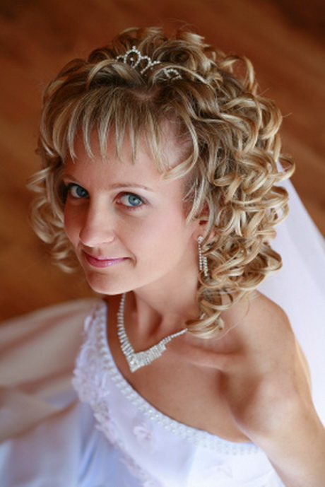 Brides hairstyles for short hair brides-hairstyles-for-short-hair-81_13