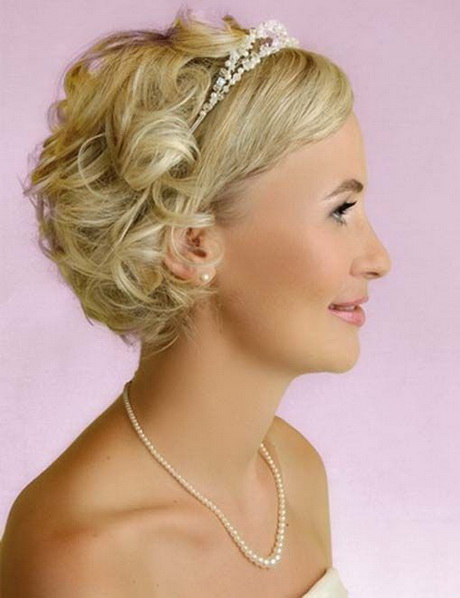 Brides hairstyles for short hair brides-hairstyles-for-short-hair-81_9