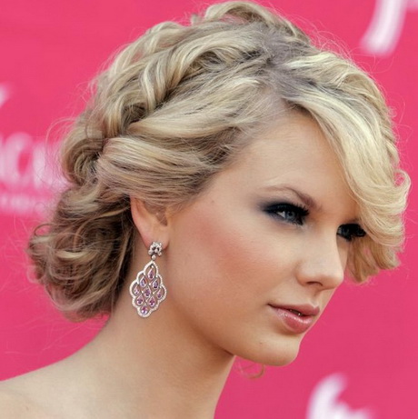 Celebrity hairstyles for short hair celebrity-hairstyles-for-short-hair-95_15
