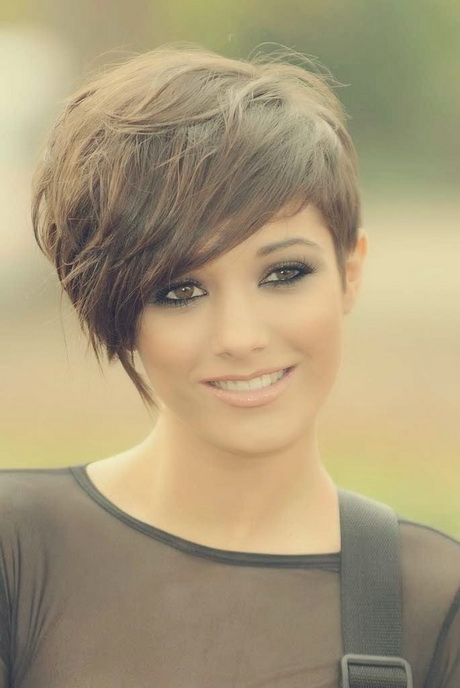 Cool hairstyles for short hair for girls