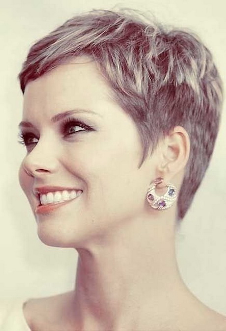 Cropped hairstyles 2015 cropped-hairstyles-2015-24_3
