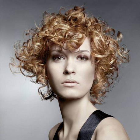 Curly curly hairstyles curly-curly-hairstyles-21_7