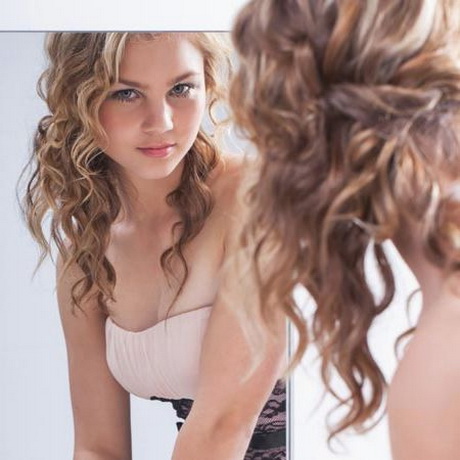 Curly hairstyles for thin hair curly-hairstyles-for-thin-hair-74-10