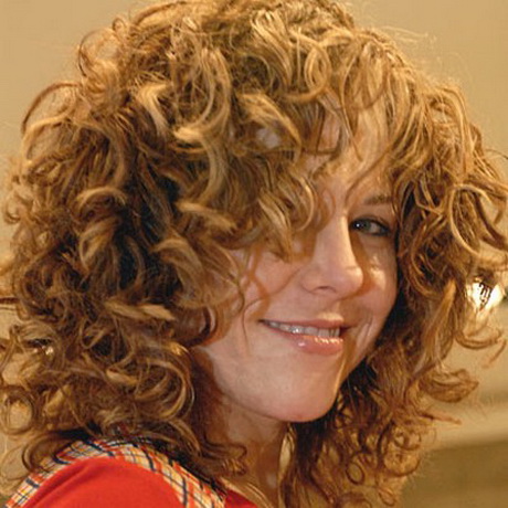 Curly hairstyles women curly-hairstyles-women-00-5