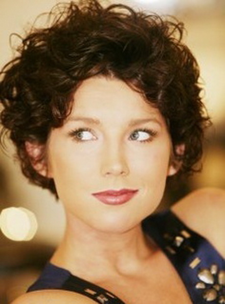 Curly short hairstyles for women over 50 curly-short-hairstyles-for-women-over-50-45_2