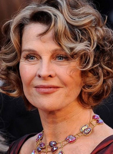 Curly short hairstyles for women over 50 curly-short-hairstyles-for-women-over-50-45_9