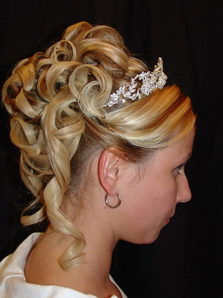 Curly updo prom hairstyles curly-updo-prom-hairstyles-38_12
