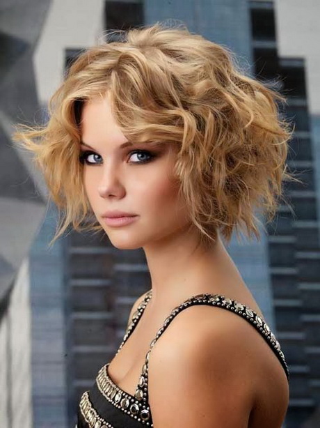 Cute hairstyles for curly short hair cute-hairstyles-for-curly-short-hair-10_8