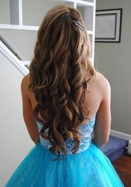 Cute prom hairstyles for long hair 2015 cute-prom-hairstyles-for-long-hair-2015-72_10