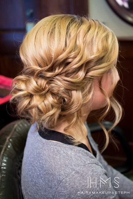 Cute prom hairstyles for long hair 2015 cute-prom-hairstyles-for-long-hair-2015-72_17