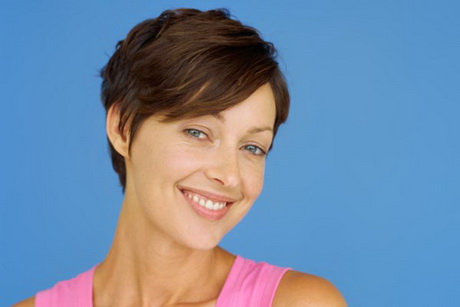 Easy short hairstyles for moms easy-short-hairstyles-for-moms-94-16