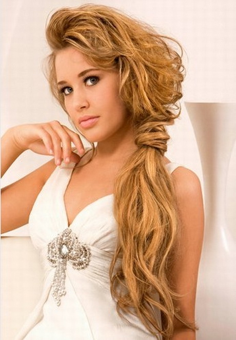 Easy simple hairstyles for long hair