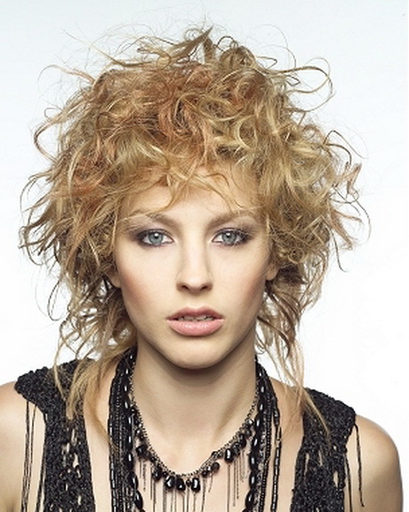 Edgy curly hairstyles