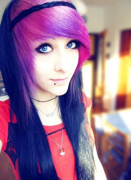 Emo hairstyles for girls with long hair emo-hairstyles-for-girls-with-long-hair-23-7