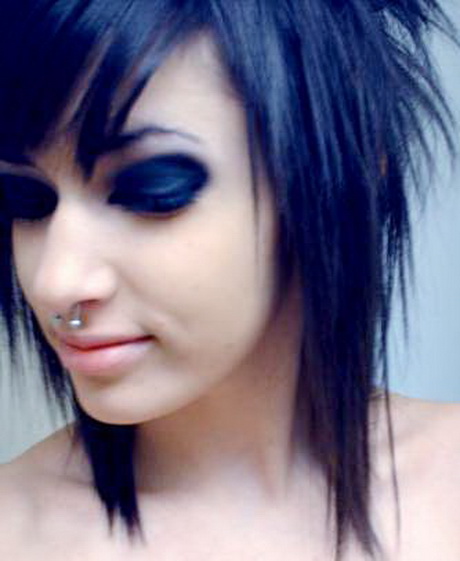 Emo hairstyles for girls with short hair emo-hairstyles-for-girls-with-short-hair-04_17