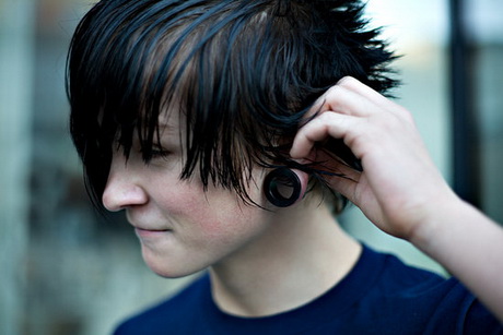 Emo hairstyles for guys with short hair emo-hairstyles-for-guys-with-short-hair-74_13