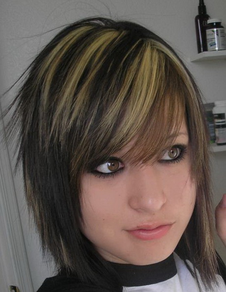 Emo short hairstyles for girls emo-short-hairstyles-for-girls-50-5