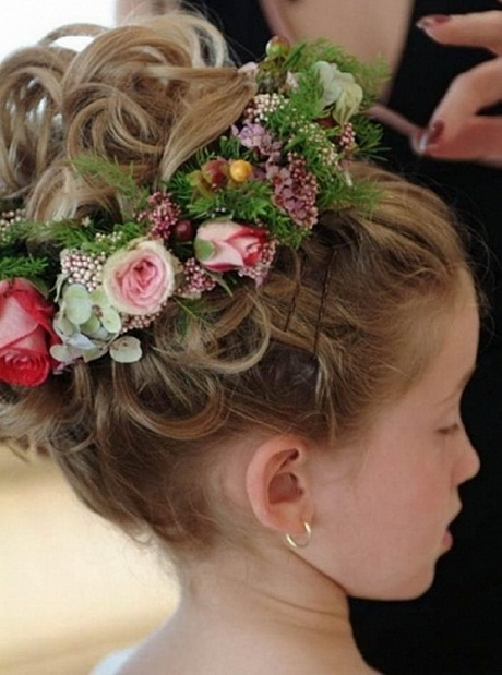 Flower girl hairstyles for long hair flower-girl-hairstyles-for-long-hair-17-11