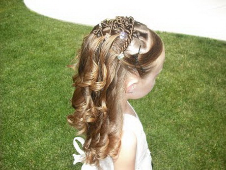 Flower girl hairstyles for long hair flower-girl-hairstyles-for-long-hair-17-17