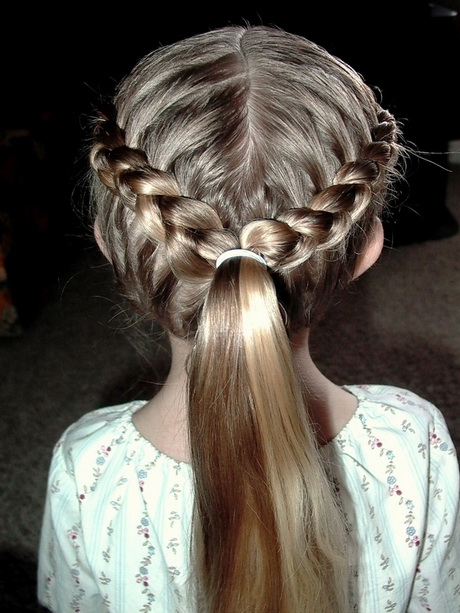 Flower girl hairstyles for long hair flower-girl-hairstyles-for-long-hair-17-18