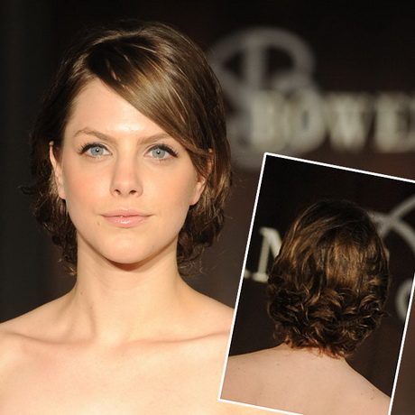 Formal hairstyle for short hair