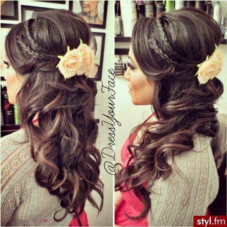 Formal hairstyles for curly hair