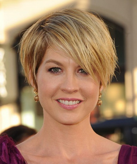 Gallery of short hairstyles gallery-of-short-hairstyles-69-8