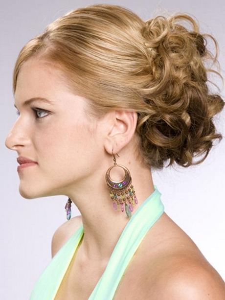 Hairstyles for bridesmaids with long hair hairstyles-for-bridesmaids-with-long-hair-22-14