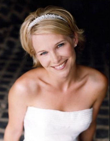 Hairstyles for bridesmaids with short hair hairstyles-for-bridesmaids-with-short-hair-83