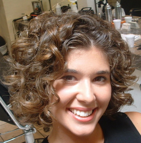 Hairstyles for curly short hair hairstyles-for-curly-short-hair-22-13