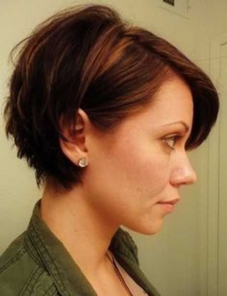 Hairstyles for growing out short hair hairstyles-for-growing-out-short-hair-63_15