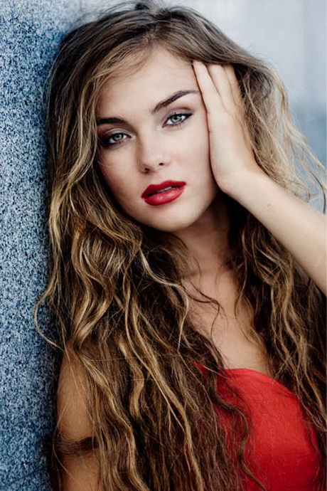Hairstyles for long wavy hair hairstyles-for-long-wavy-hair-41-13