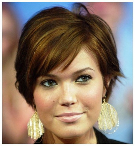 Hairstyles for short hair round face hairstyles-for-short-hair-round-face-16_18
