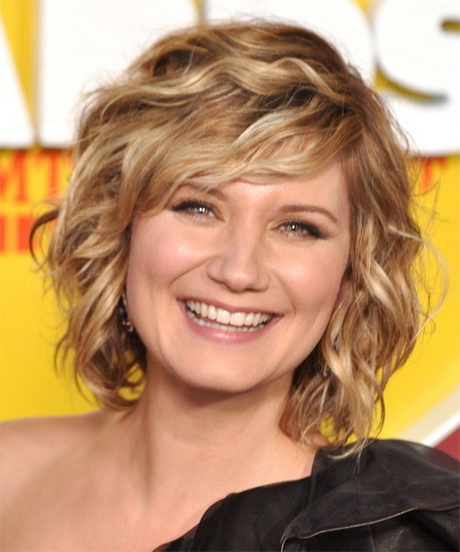 Hairstyles for short wavy hair hairstyles-for-short-wavy-hair-92-6