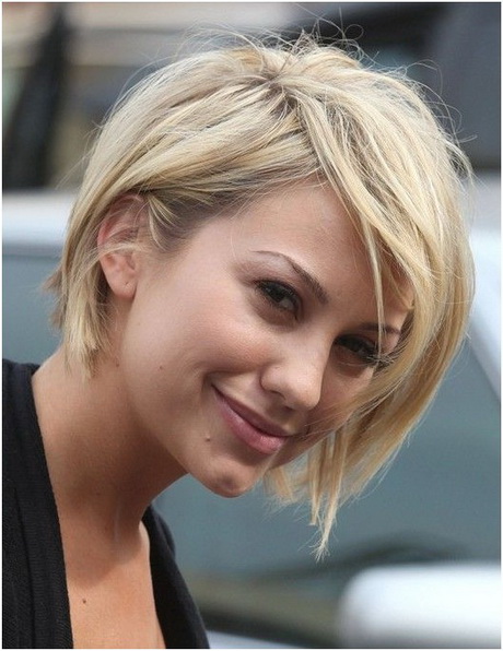 Hairstyles for short women