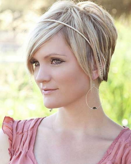 Hairstyles for thick short hair hairstyles-for-thick-short-hair-95_14