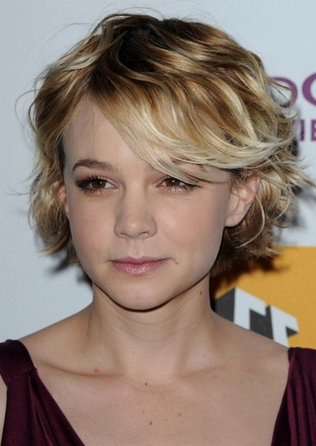 Hairstyles for wavy short hair hairstyles-for-wavy-short-hair-64_13