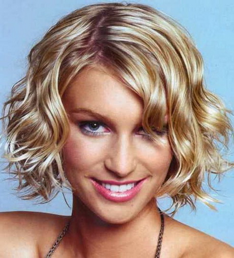 Hairstyles to do with short hair hairstyles-to-do-with-short-hair-60_13