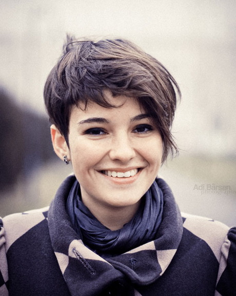 Hairstyles with short hair for girls hairstyles-with-short-hair-for-girls-63_14