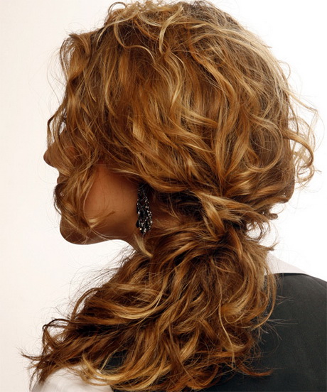 Half up curly prom hairstyles half-up-curly-prom-hairstyles-65_13