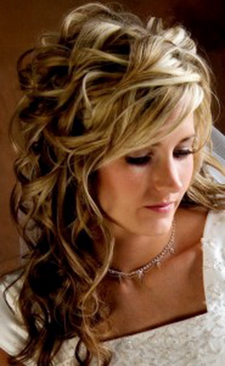 Half up curly wedding hairstyles half-up-curly-wedding-hairstyles-70