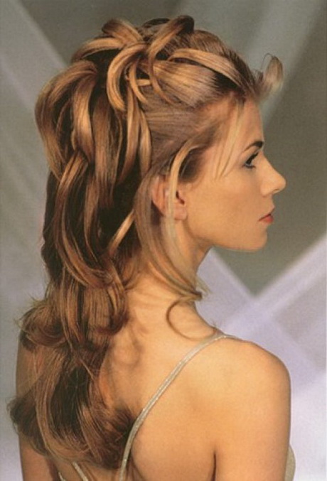 Half up half down hairstyles for long hair half-up-half-down-hairstyles-for-long-hair-93-15