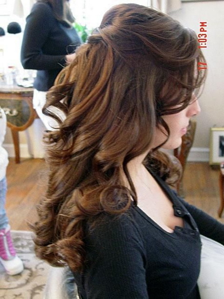 Half up half down hairstyles for long hair half-up-half-down-hairstyles-for-long-hair-93-3