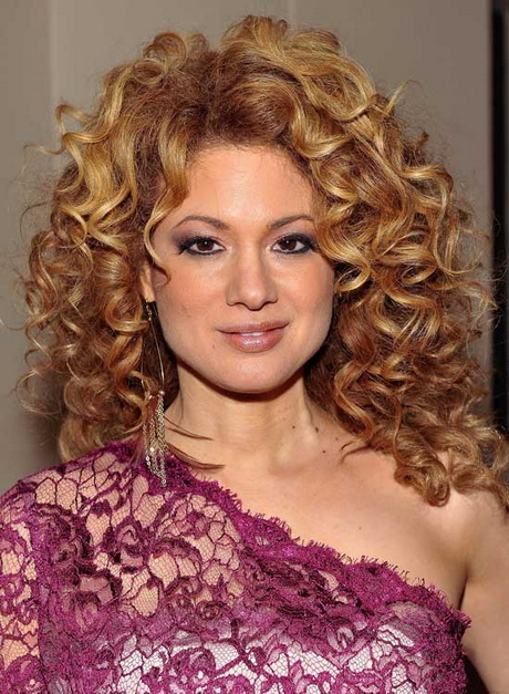 Layered haircuts for curly hair layered-haircuts-for-curly-hair-85_2