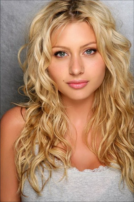 Long blonde curly hairstyles long-blonde-curly-hairstyles-70-6