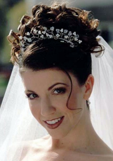 Long curly hairstyles for weddings long-curly-hairstyles-for-weddings-35_14